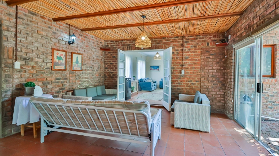 4 Bedroom Property for Sale in Stilbaai Wes Western Cape